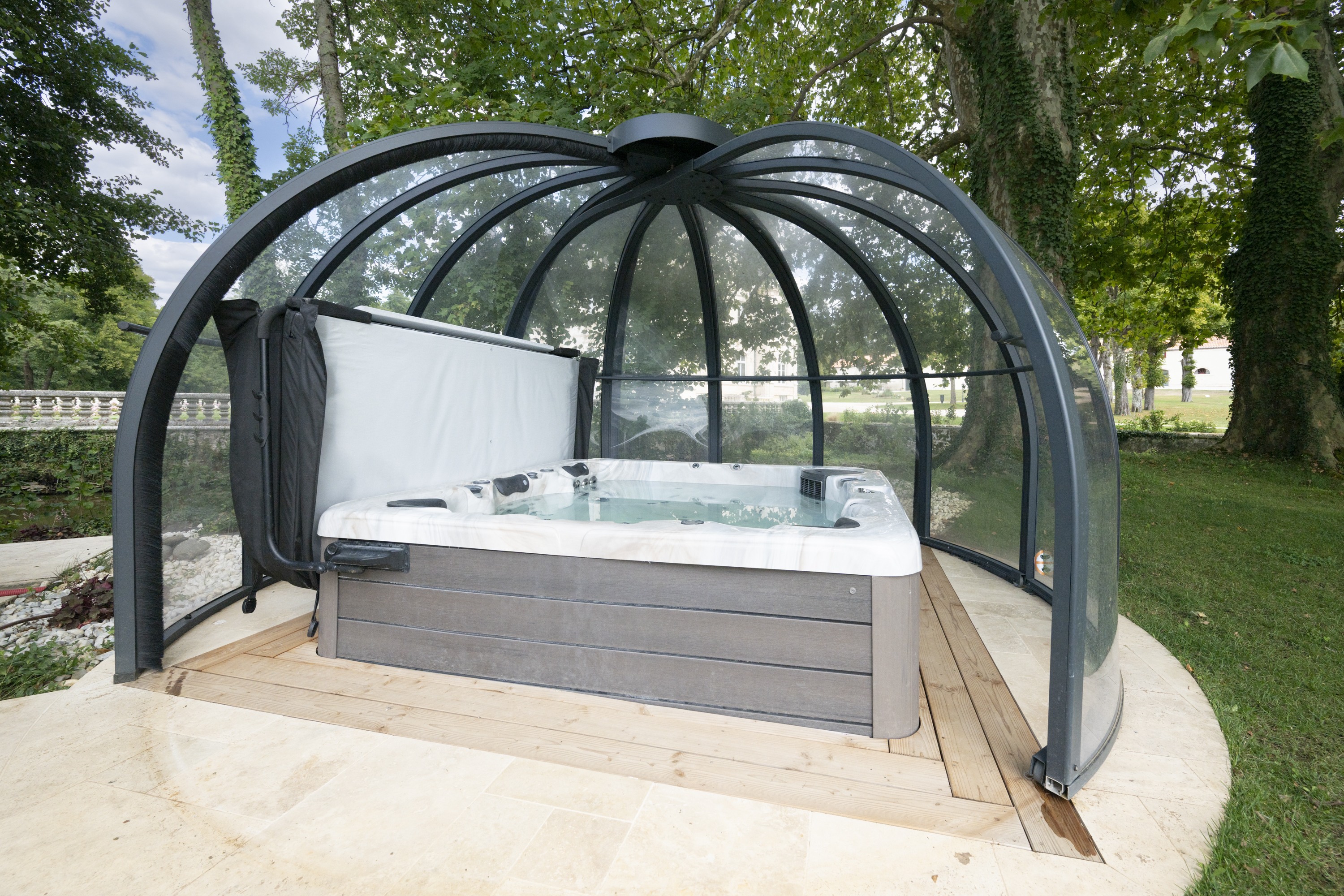 Jacuzzi Area