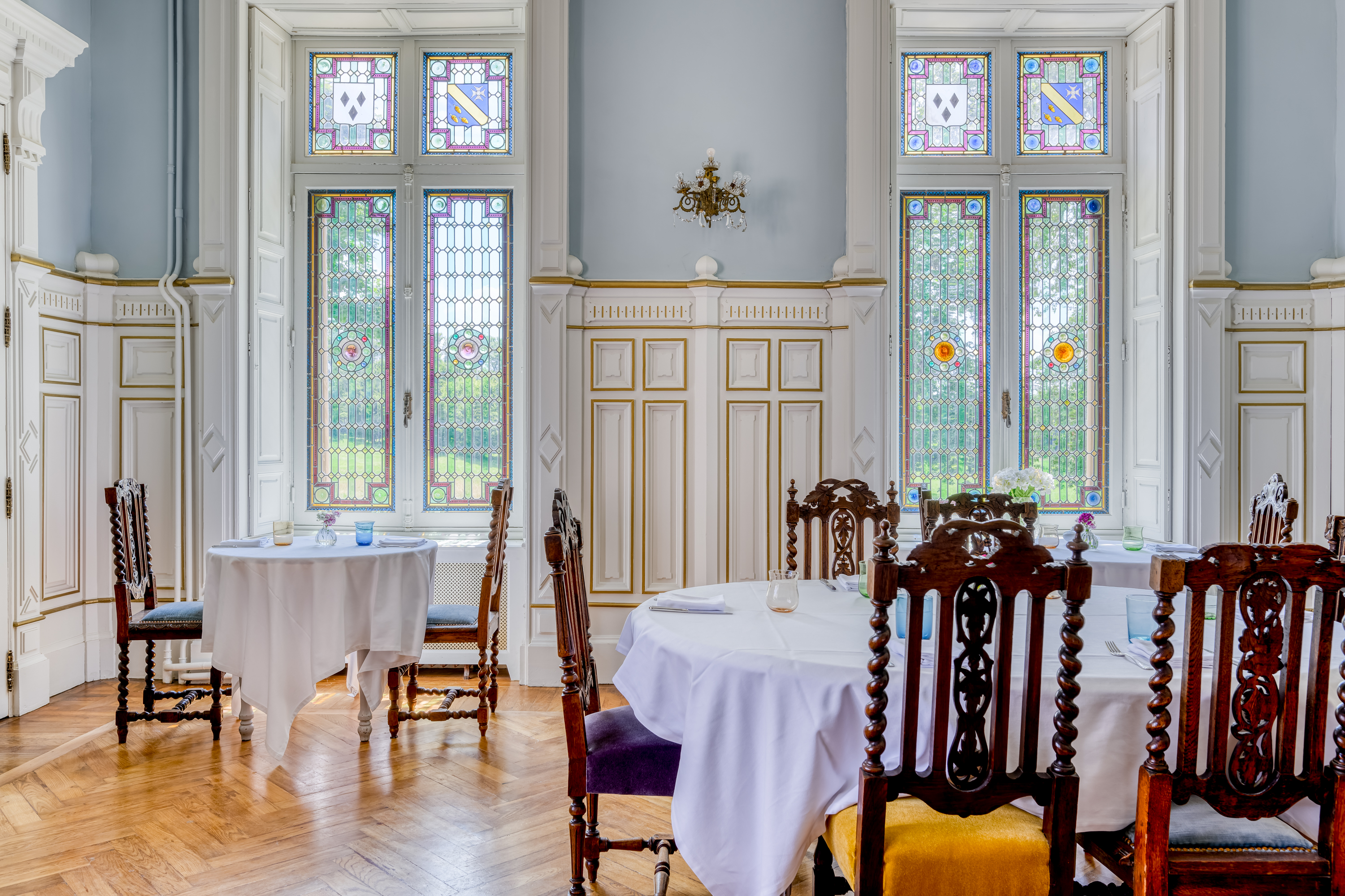 salonInterior